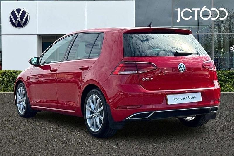 Used VW Golf VII GT 150 HP (110 kW) 2019 Red Hatchback