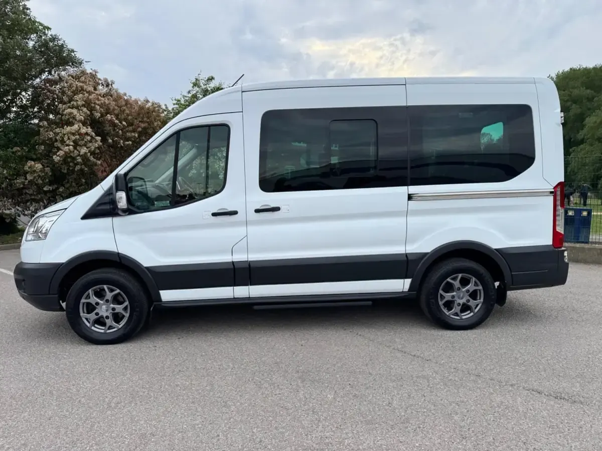 Second-hand Ford Transit Trend 125 CP (91 kW) 2015 Alb Berlinǎ
