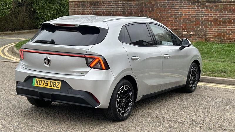 New MG MG4 EV 116 kW (158 HP) 2026 Hatchback