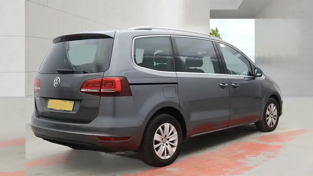 Used VW Sharan SE 150 HP (110 kW) 2018 Grey MPV