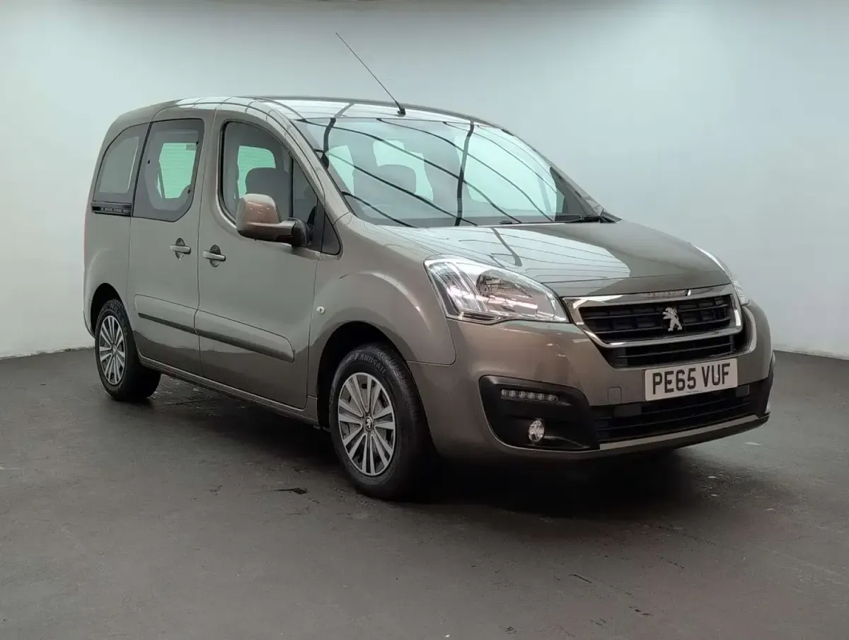 Used Peugeot TePee Active 2015 Bronze MPV