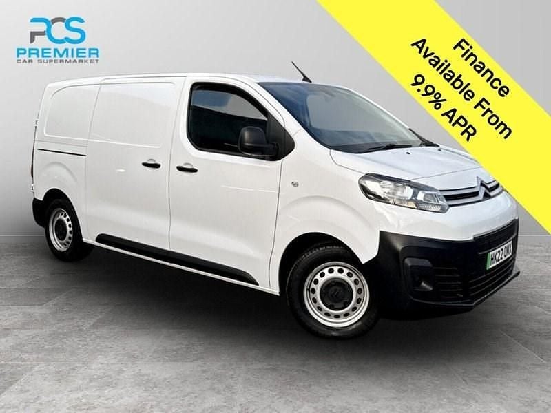 White Used 2022 Citroën Dispatch MPV | £11,700 (Good price) - Image 1/3