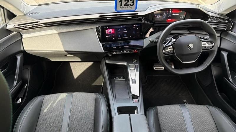 Used Peugeot 308 Allure Premium 129 HP (94 kW) 2023 Grey Hatchback