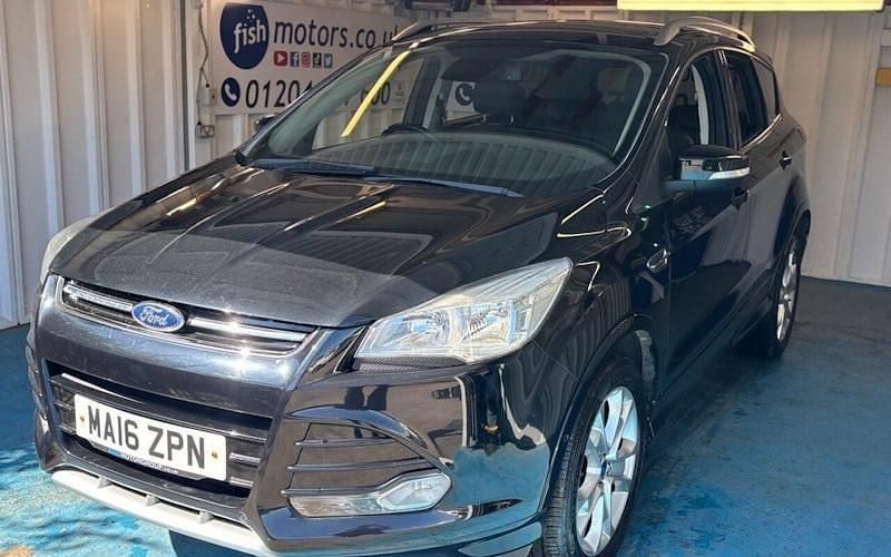 Usado Ford Kuga Sport 150 CV (110 kW) 2016 SUV