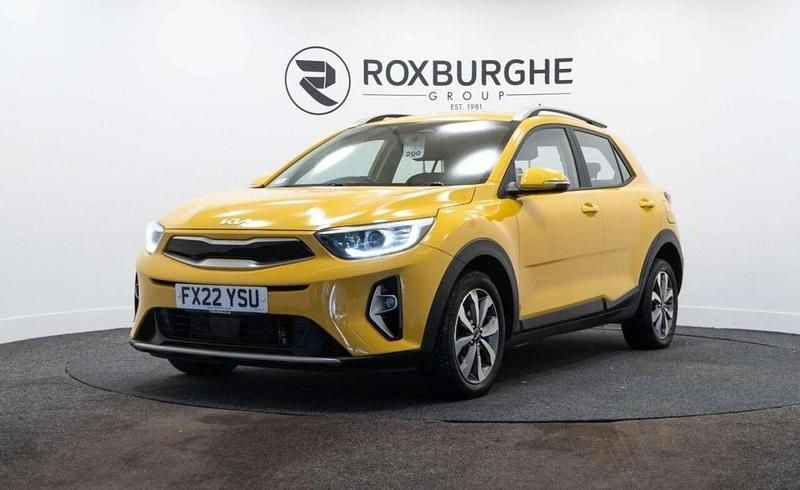 Used Kia Stonic 99 HP (72 kW) 2022 Yellow SUV