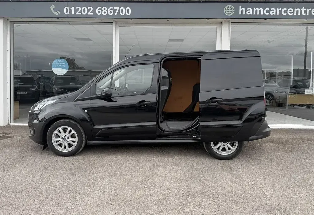 Used Ford Transit Connect Limited 120 HP (88 kW) 2022 Black MPV