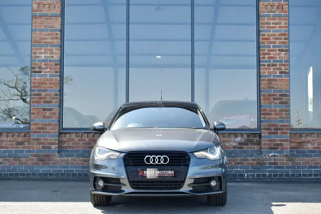 Used Audi A1 Sportback Black Edition 140 HP (102 kW) 2014 Grey Hatchback