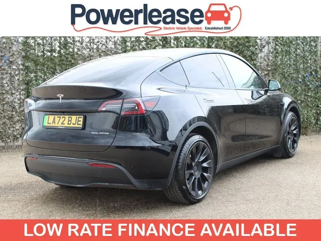 Used Tesla Model Y Long Range AWD 378 kW (514 HP) 2022 Black SUV