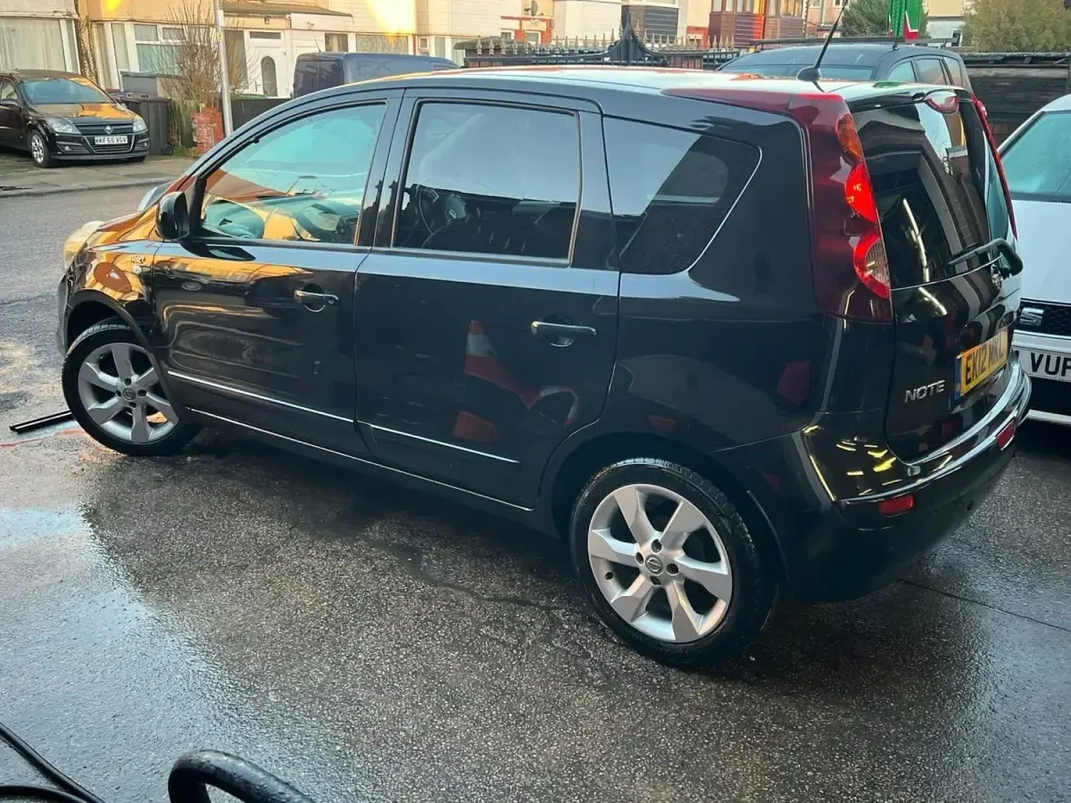 Używany Nissan Note N-TEC 2012 Czarny Hatchback