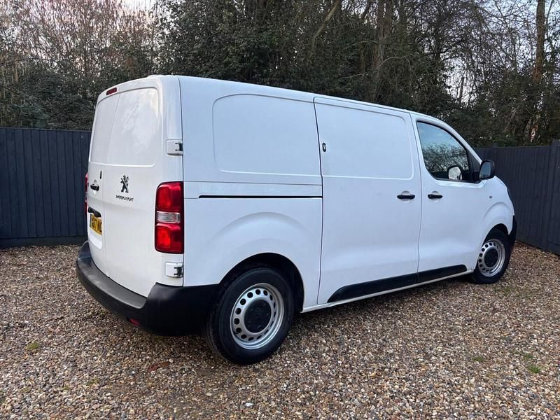 Used Peugeot Expert S 2017 White Van