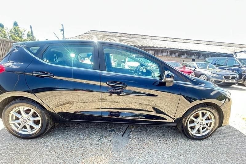 Black Used 2017 Ford Fiesta Zetec Hatchback | £6,750 (Fair price) - Image 1/1