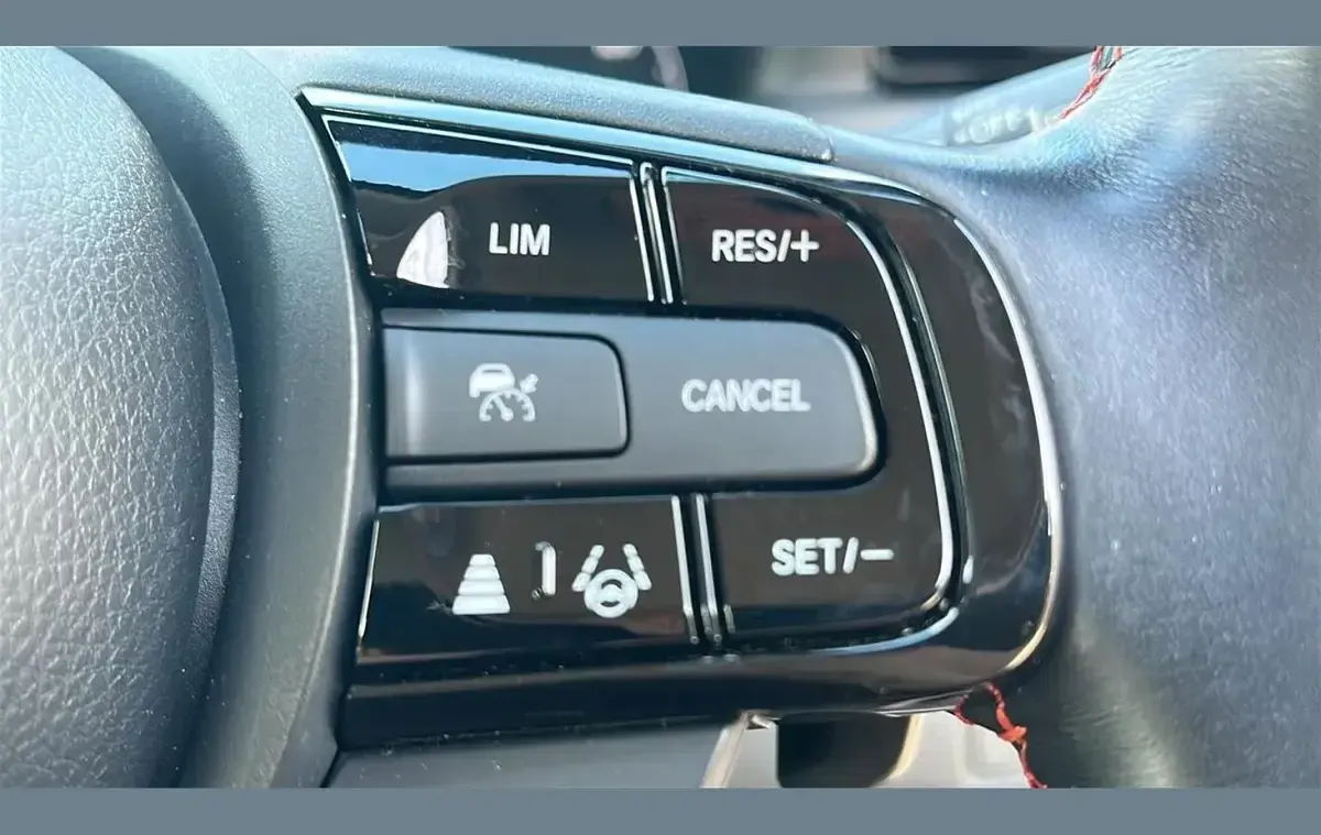 Used Honda HR-V Advance 128 HP (94 kW) 2022 Grey SUV