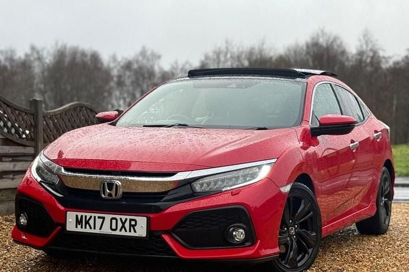 Used Honda Civic Prestige 182 HP (133 kW) 2017 Red Hatchback