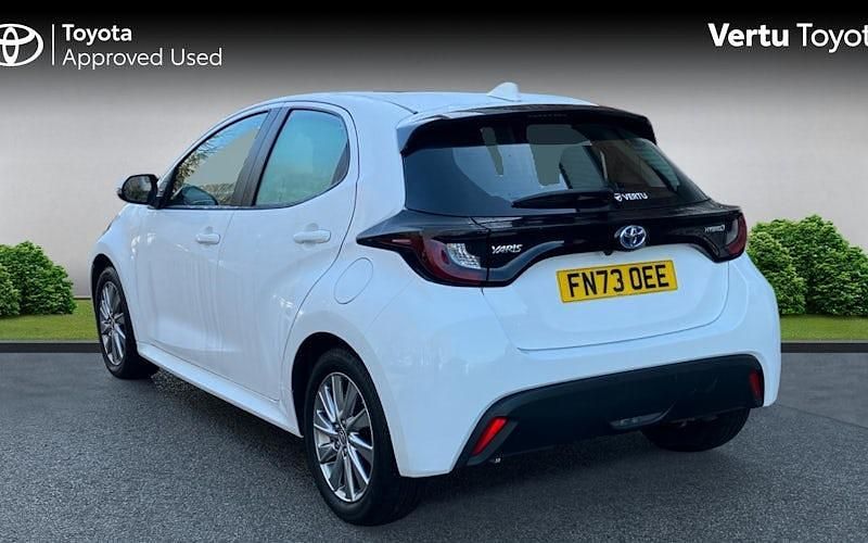 Used Toyota Yaris Hybrid 116 HP (85 kW) 2026 Hatchback