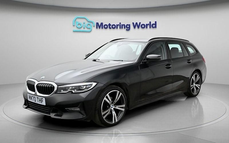 Used BMW 320 Sport Line 184 HP (135 kW) 2021 Black Estate