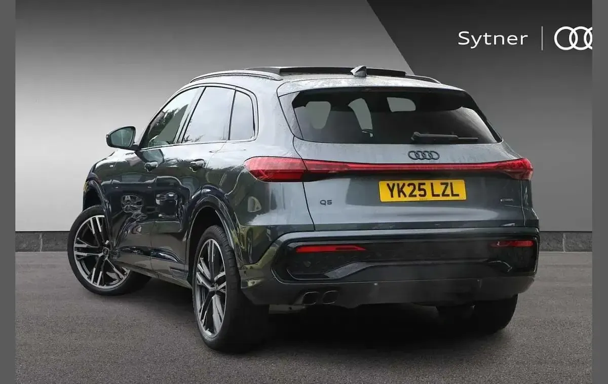 Used Audi Q5 Advanced 204 HP (150 kW) 2025 Grey SUV