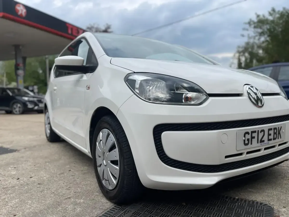 Begagnad VW up! move up! 2012 Vit Halvkombi