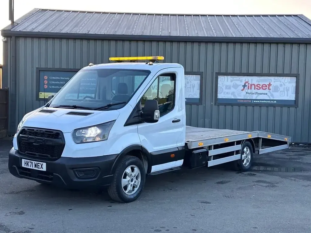 Usado Ford Transit 130 HP (95 kW) 2021 Branco Cabrios