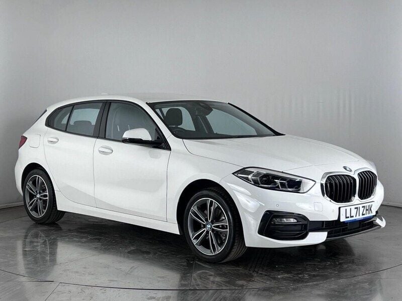 White Used 2021 BMW 118 Sport Line Hatchback | £17,250 (Good price) - Image 1/3