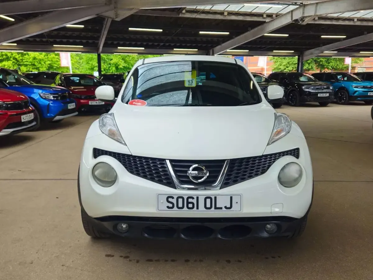 Used Nissan Juke Acenta 110 HP (80 kW) 2011 White SUV