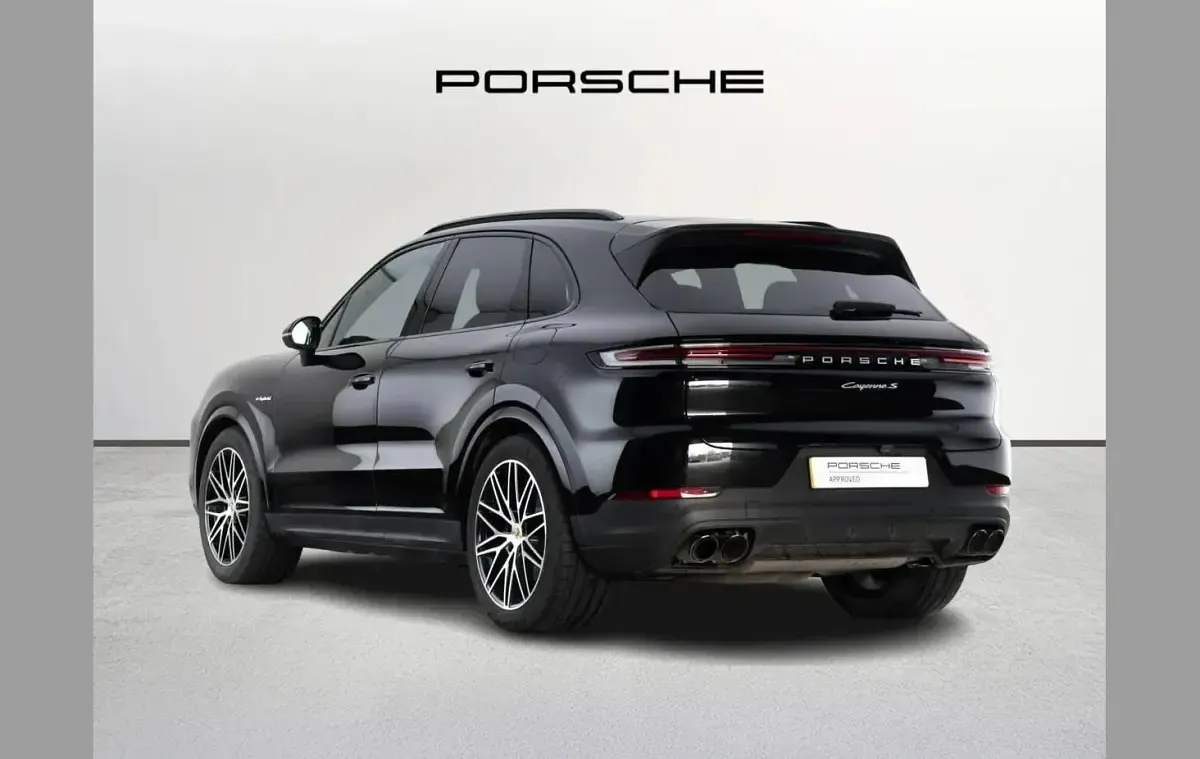 Used Porsche Cayenne S E-Hybrid 512 HP (376 kW) 2026 Black SUV