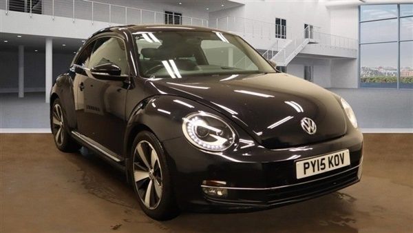 Usado VW Beetle Sport 150 HP (110 kW) 2015 Preto Citadino