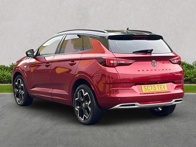 Used Vauxhall Grandland X Ultimate 130 HP (95 kW) 2024 Red SUV