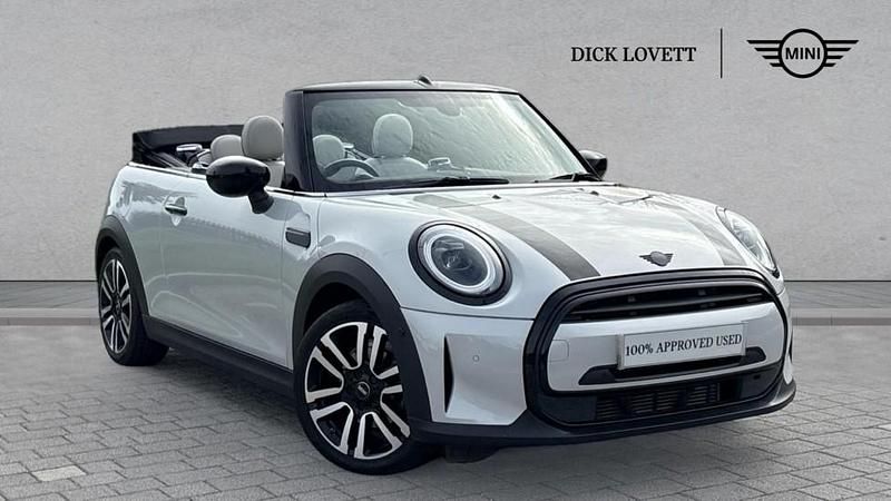 Silver Used 2022 Mini Cooper Exclusive Hatchback | £24,495 - Image 1/4
