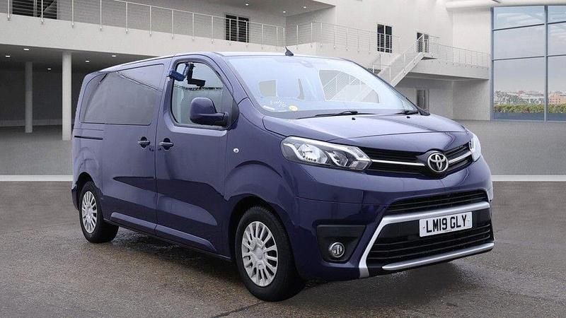 Blue Used 2019 Toyota Proace Verso City Estate | £16,990 (Fair price) - Image 1/2