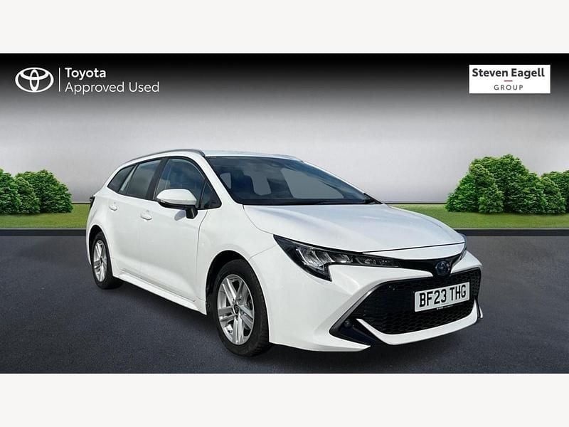 White Used 2023 Toyota Corolla Estate | £22,296 (Fair price) - Image 1/3