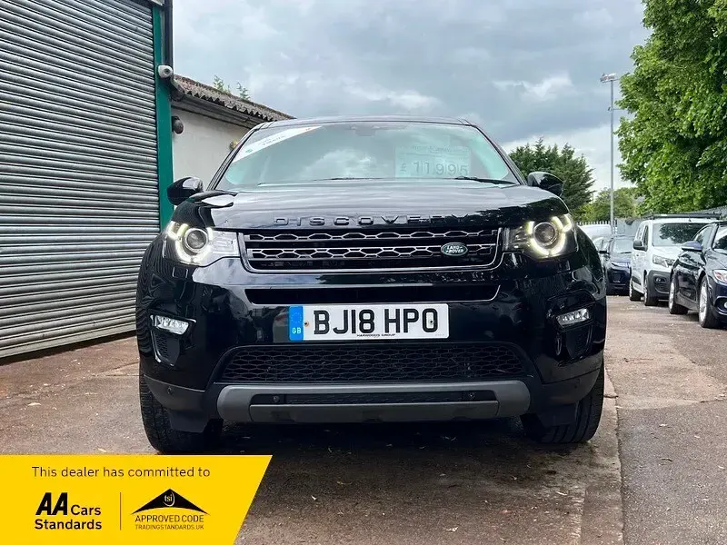 Used Land Rover Discovery Sport HSE 180 HP (132 kW) 2018 Black SUV