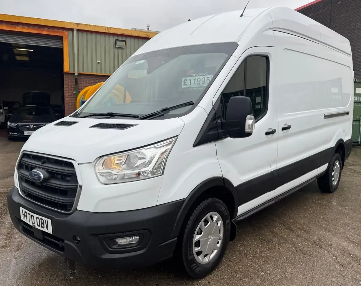 Usado Ford Transit Trend 130 CV (95 kW) 2021 Blanco Van