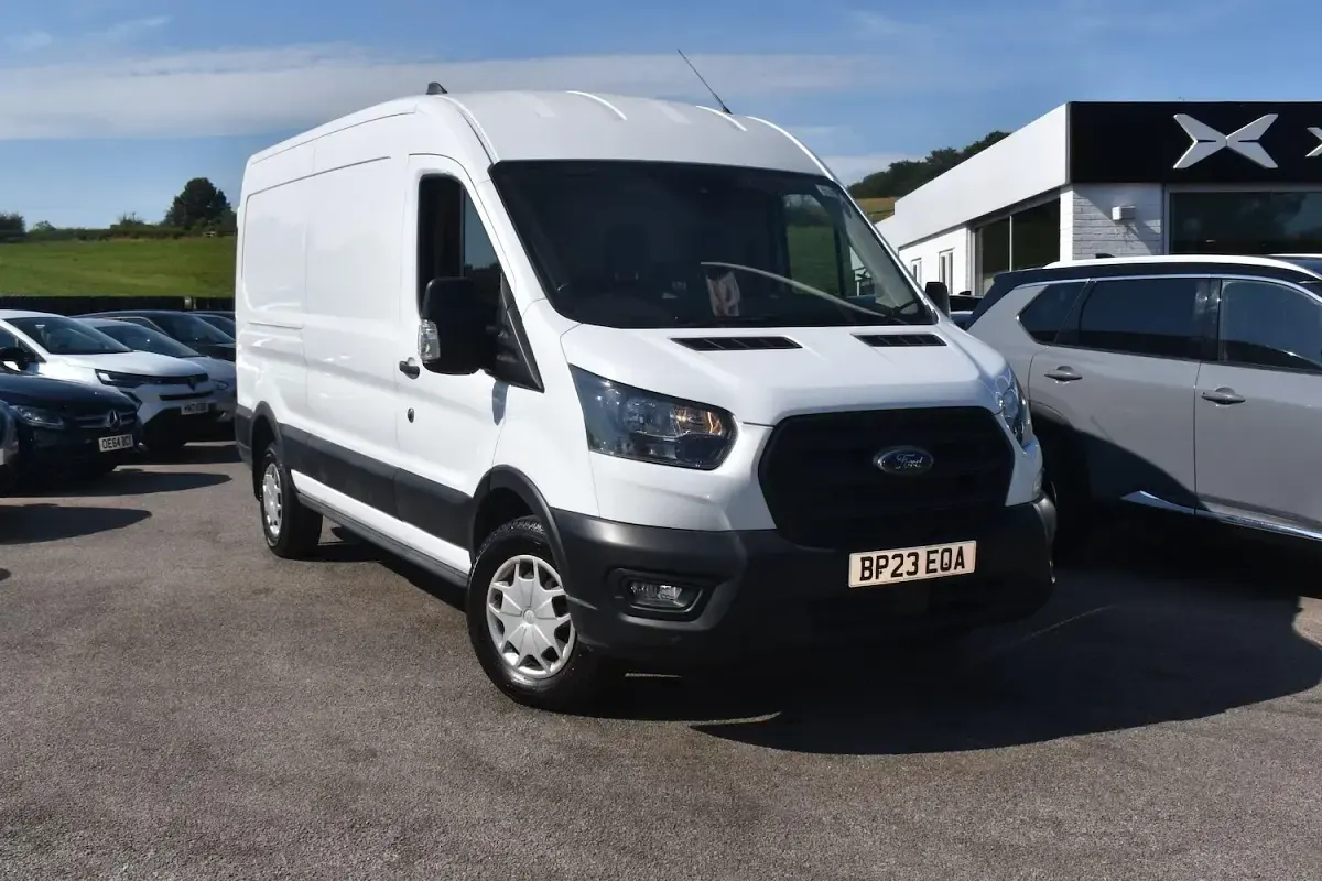 Used Ford Transit Trend 130 HP (95 kW) 2023 White Van