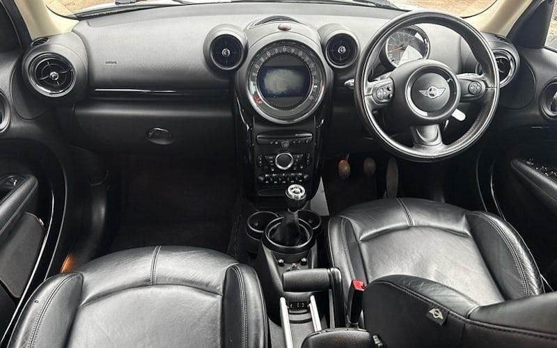 Used Mini Cooper 122 HP (89 kW) 2016 Hatchback