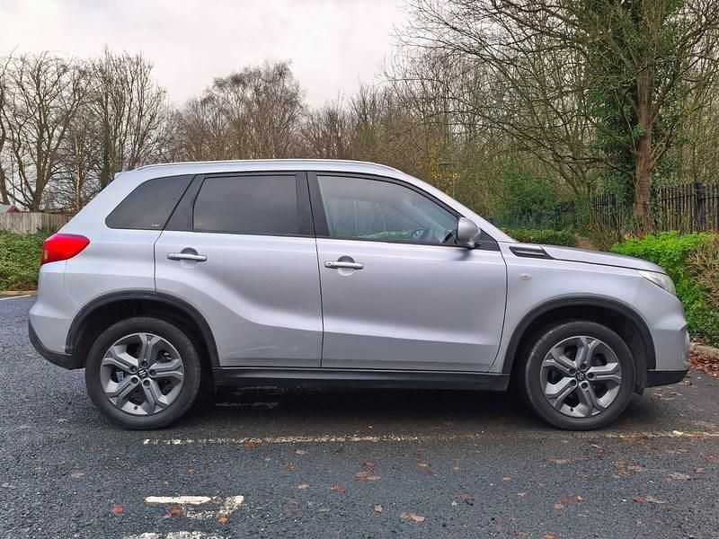 Used Suzuki Grand Vitara SZ-T 2016 Silver Hatchback