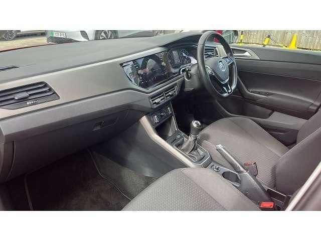 Image 2/4