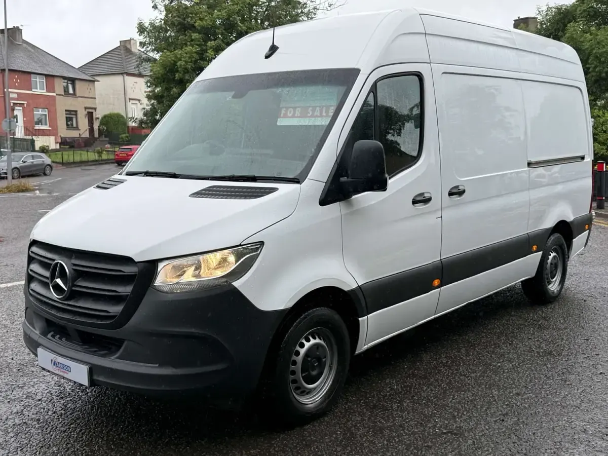 Used Mercedes Sprinter Premium 150 HP (110 kW) 2024 White Van