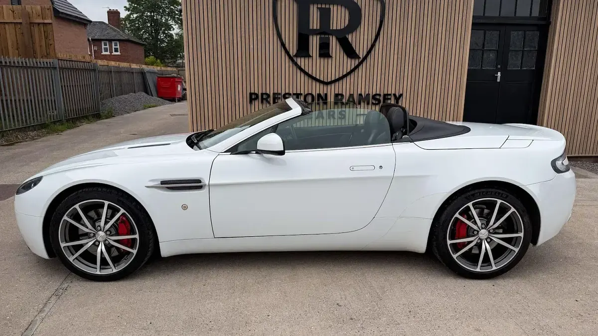 Used Aston Martin V8 Vantage 2012 White Cabriolet