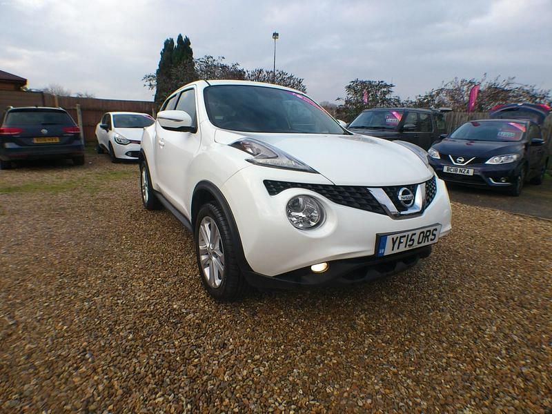 Used Nissan Juke Acenta Premium 2015 White SUV