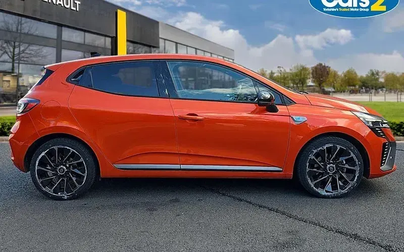 Used Renault Clio Esprit Alpine 143 HP (105 kW) 2025 Red Hatchback