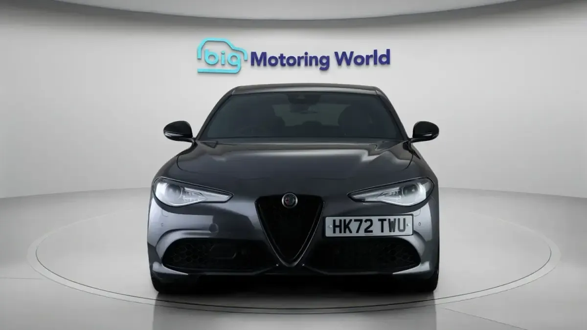 Begagnad Alfa Romeo Giulia Veloce 280 HK (205 kW) 2021 Grå Sedan