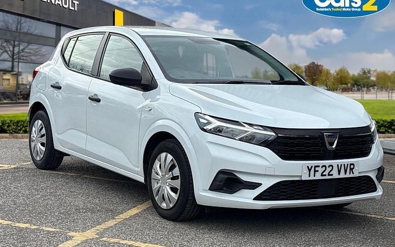 Used Dacia Sandero Essentiel 67 HP (49 kW) 2022 White Hatchback