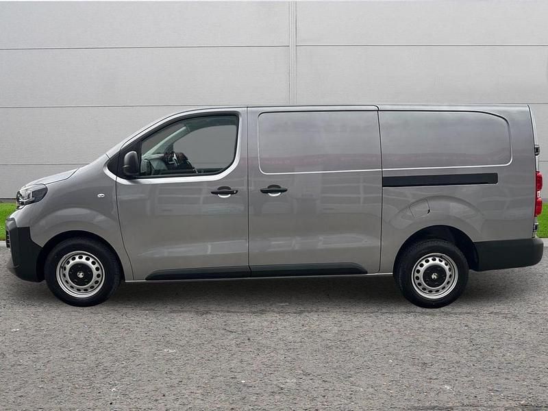 New Vauxhall Vivaro 143 HP (105 kW) 2026 Grey MPV