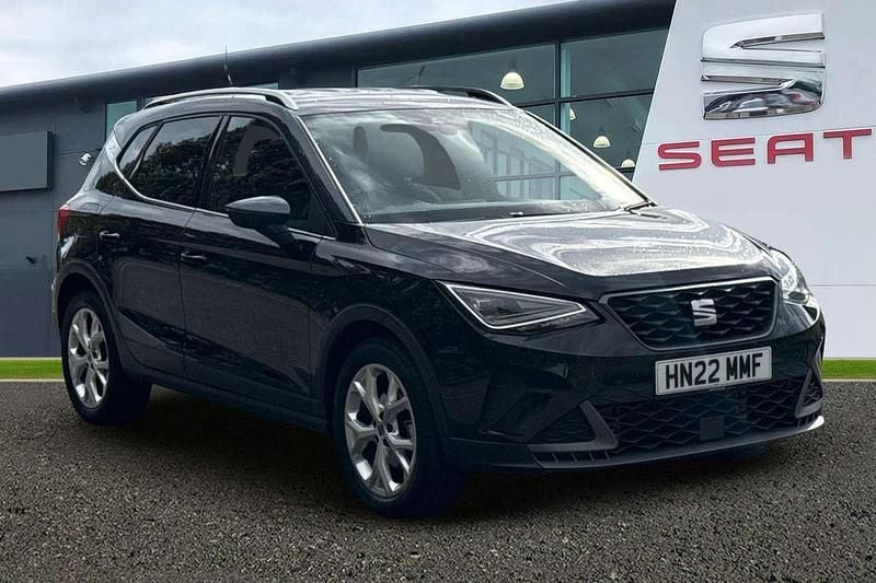 Black Used 2022 Seat Arona FR SUV | £13,333 (Fair price) - Image 1/4