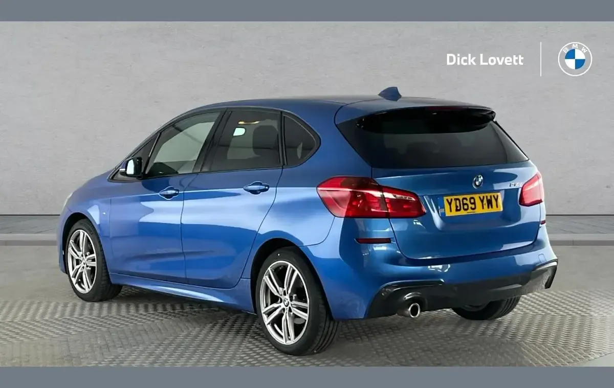 Used BMW 218 M Sport 138 HP (101 kW) 2019 Blue Hatchback