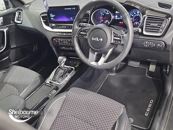 Used Kia Ceed 2025 Grey Hatchback