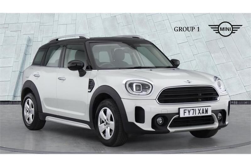 White silver Used 2021 Mini Cooper Countryman Classic SUV | £19,490 (Good price) - Image 1/4