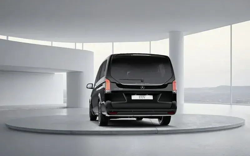 New Mercedes EQV300 Executive 150 kW (204 HP) 2026 MPV