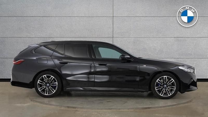 Used BMW 520 M Sport 205 HP (150 kW) 2025 Black Estate