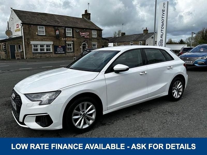 Used Audi A3 Sportback Design 110 HP (80 kW) 2023 White Hatchback